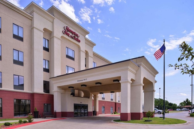 Gallery - Hampton Inn & Suites Woodward