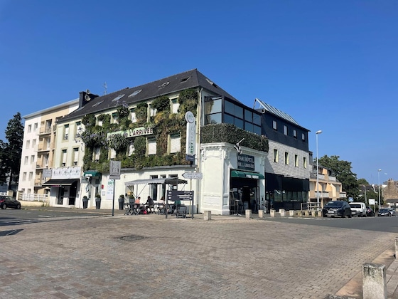 Gallery - Brit Hotel L'arrivée Guingamp