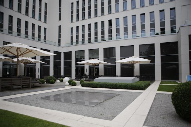 Gallery - Motel One Berlin-Hauptbahnhof