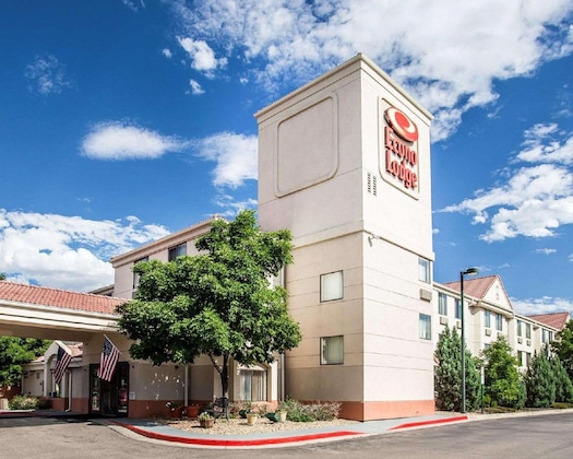 Gallery - Econo Lodge Denver International Airport