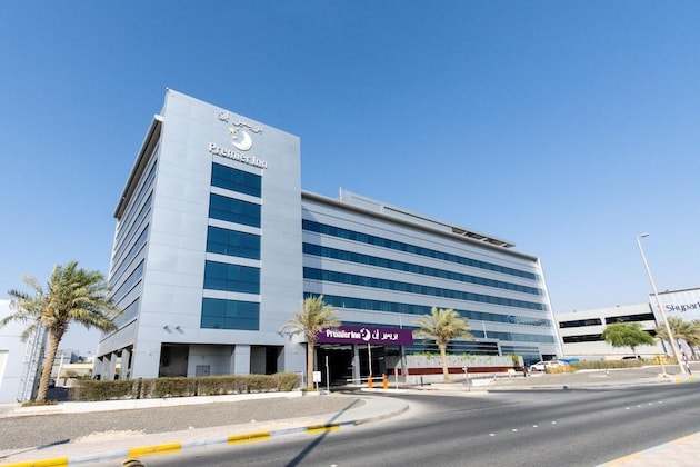 Gallery - Premier Inn Abu Dhabi International Airport