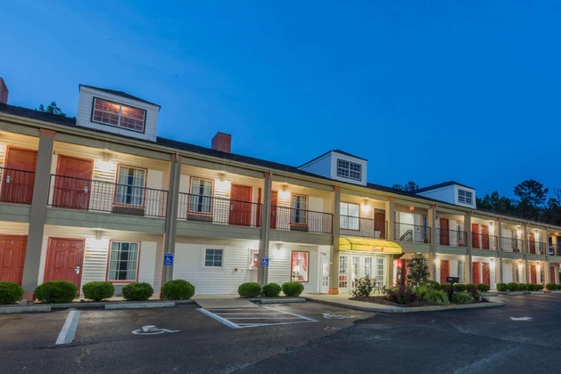 Gallery - Super 8 By Wyndham Alexander City