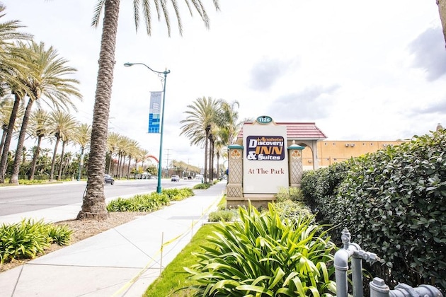 Gallery - Anaheim Discovery Inn & Suites