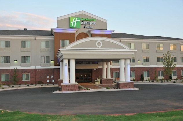 Gallery - Holiday Inn Express & Suites Clinton