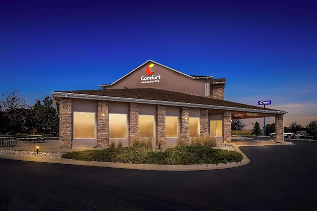 Gallery - Comfort Inn & Suites Near University Of Wyoming
