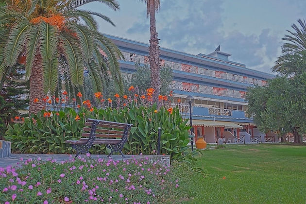 Gallery - Mendi Hotel