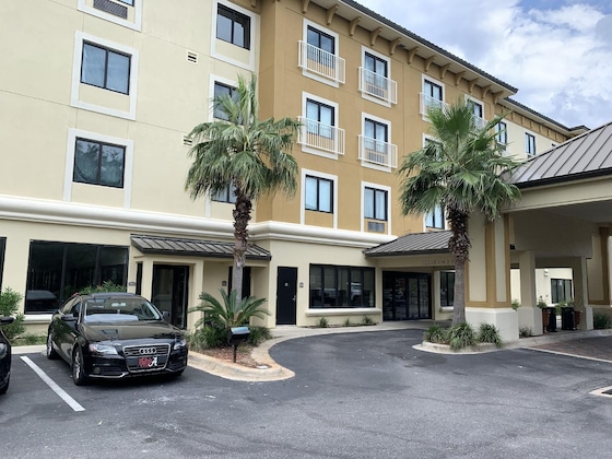 Gallery - Comfort Inn & Suites Fort Walton Beach