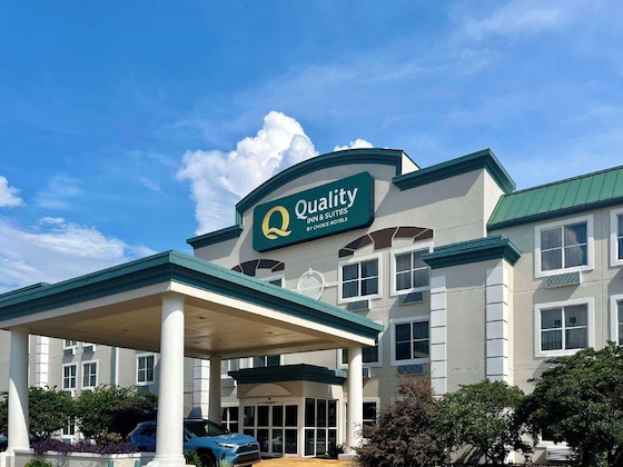 Gallery - Quality Inn & Suites