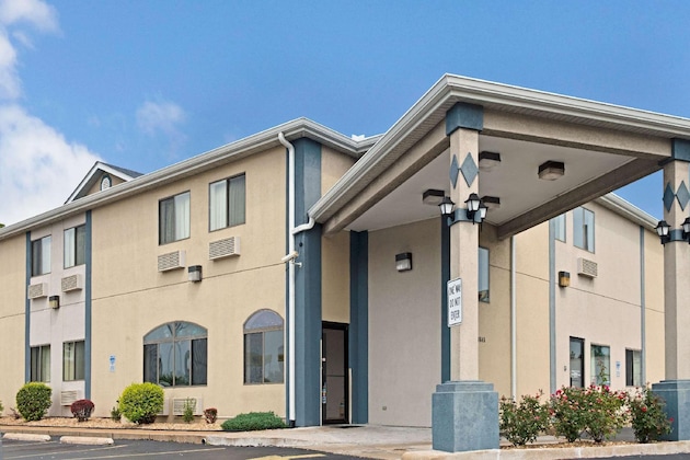 Gallery - Travelodge By Wyndham St. Louis