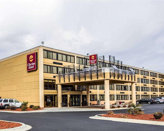Gallery - Clarion Hotel Airport & Conference Center