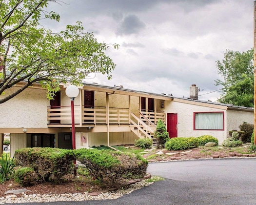 Gallery - Econo Lodge