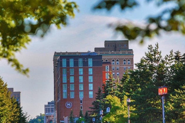 Gallery - Sheraton Duluth Hotel