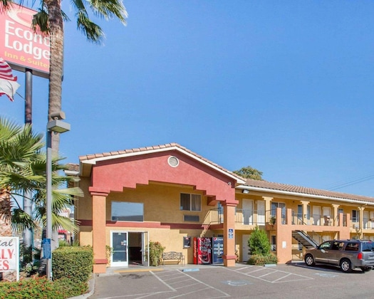 Gallery - Econo Lodge Inn & Suites Lodi - Wine Country Area