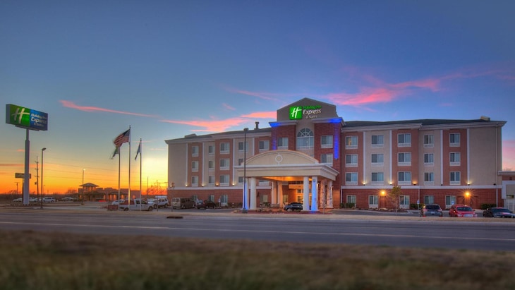 Gallery - Holiday Inn Express Hotel & Suites Elk City By Ihg