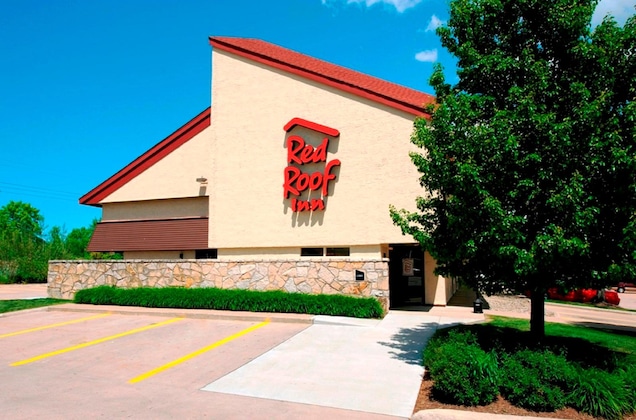 Gallery - Red Roof Inn Erie - I-90