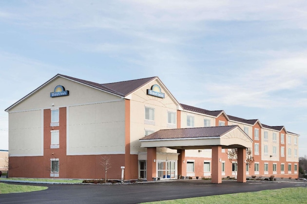 Gallery - Days Inn By Wyndham Evans Mills Fort Drum