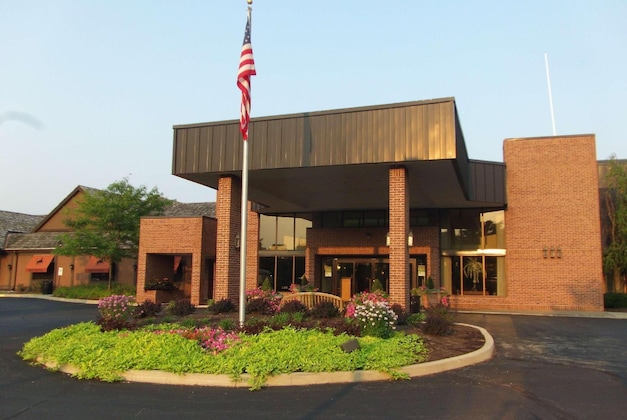 Gallery - Ramada Plaza Fort Wayne Hotel And Conference Center