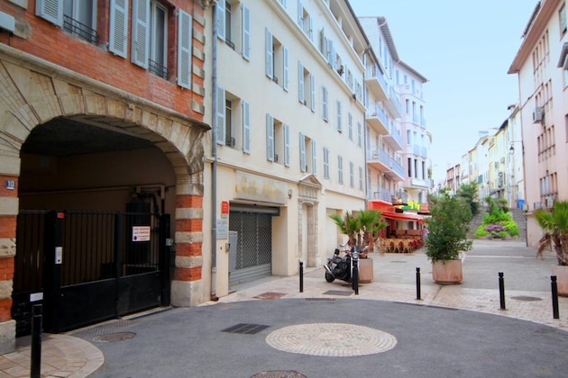Gallery - Suite Affaire Cannes Vieux Port