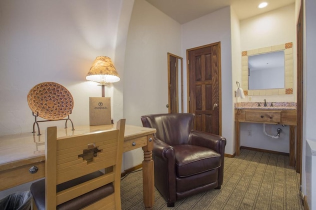 Gallery - Table Mountain Inn