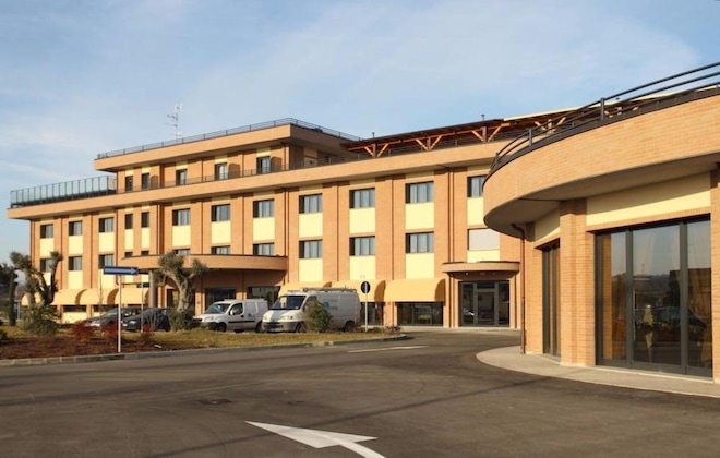 Gallery - Grand Hotel Forlì