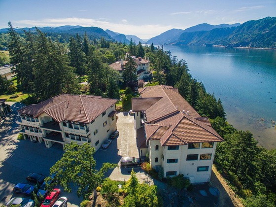 Gallery - Columbia Cliff Villas Hotel