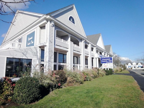 Gallery - Hyannis Travel Inn