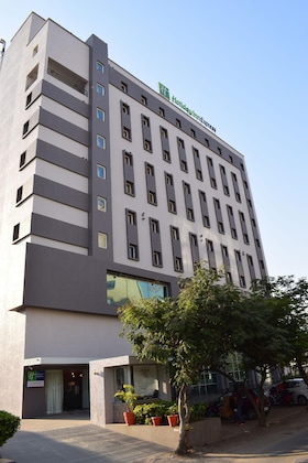 Gallery - Holiday Inn Express Ahmdabad Prahlad Nagar By Ihg
