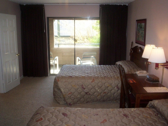 Gallery - Rime Garden Inn & Suites