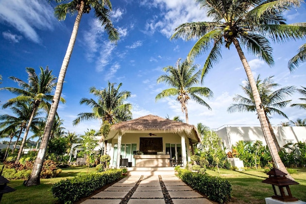 Gallery - The Beach Village Resort