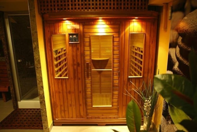 Gallery - Six Inn Hotel Budapest