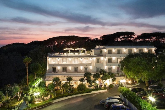 Gallery - Hotel Marad
