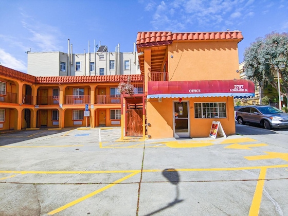 Gallery - Inn At Golden Gate