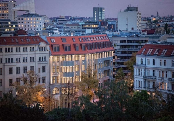 Gallery - Roomers Berlin Steinplatz, Autograph Collection