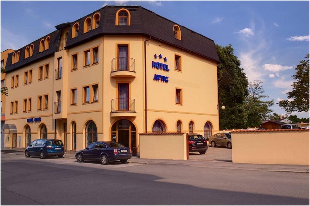 Gallery - Hotel Attic