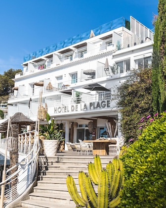 Gallery - Hôtel De La Plage Mahogany