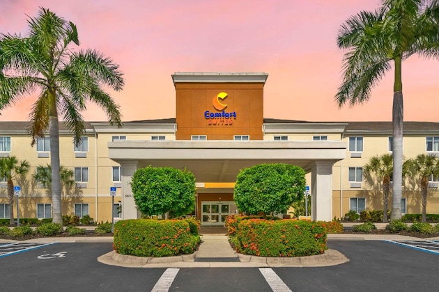 Gallery - Comfort Suites Sarasota - Siesta Key