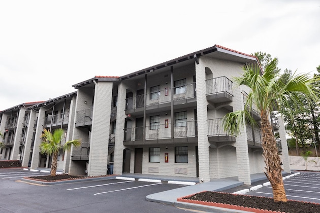 Gallery - Bhagat Hotels Stone Mountain Atlanta Bw Signature Collection