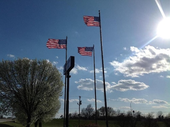 Gallery - Knights Inn West Memphis