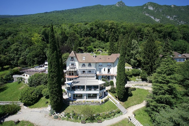 Gallery - Hotel Ombremont-Restaurant Le Bateau Ivre