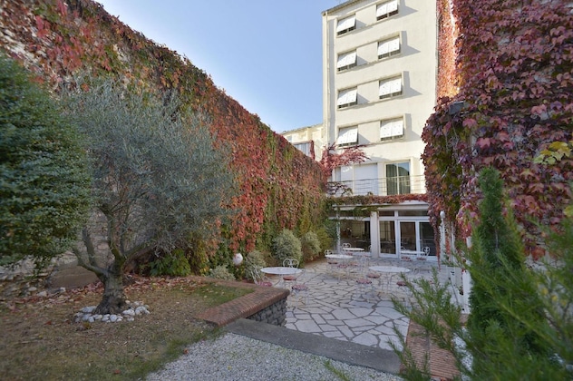 Gallery - Grand Hotel Niort Centre