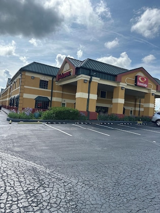 Gallery - Econo Lodge Berea