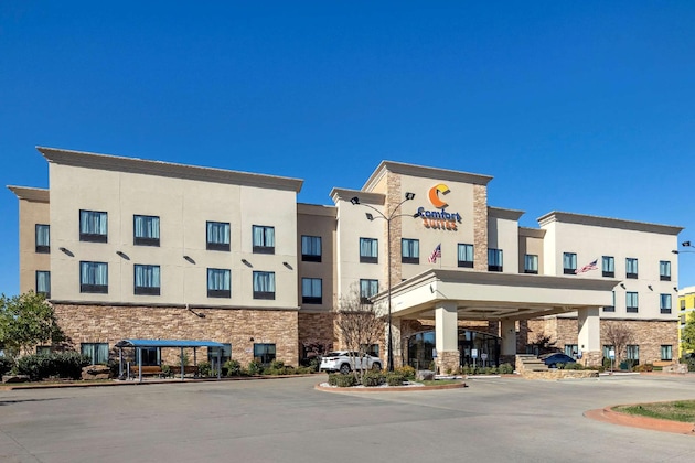 Gallery - Comfort Suites
