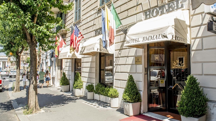 Gallery - Hotel Emmaus