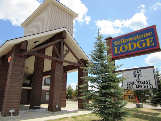Gallery - Yellowstone Lodge