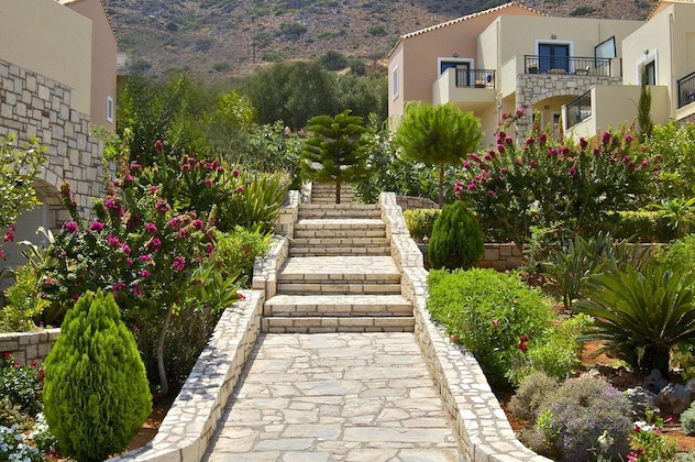 Gallery - Pilot's Villas Luxury Suites