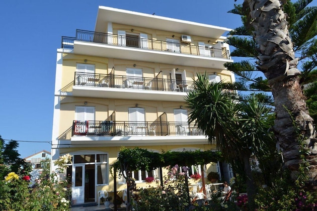 Gallery - Niki Hotel