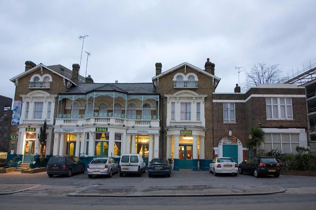 Gallery - Bridge Park Hotel