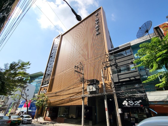 Gallery - The Raya Surawong Bangkok