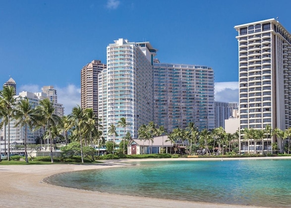 Gallery - Waikiki Marina Resort At The Ilikai
