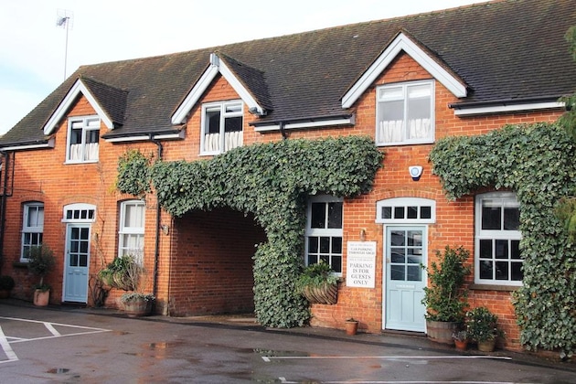 Gallery - Bel & The Dragon Odiham